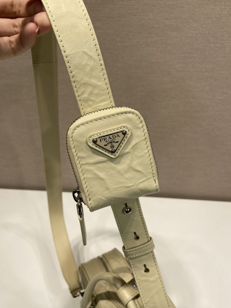 Pra*a top handle bags